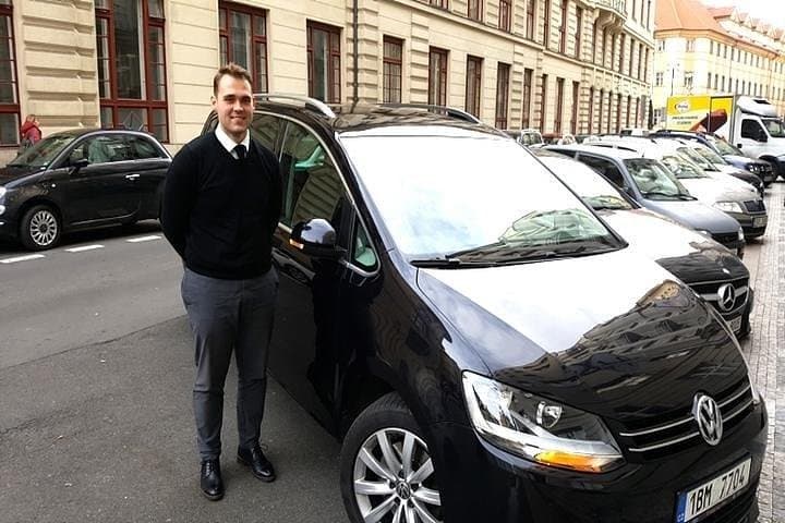 Private Transfer Prague to Salzburg with 2‑Hour Český Krumlov Stop photo 2