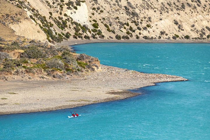 Darwin Experience: Kayak the Santa Cruz River from Lake Argentino to Estancia El Rincón photo 2