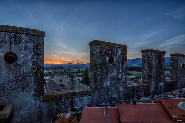 Sunset Aperitif on Scarperia Castle Battlements: Guided Tour & Km-0 Tasting in Mugello photo 1