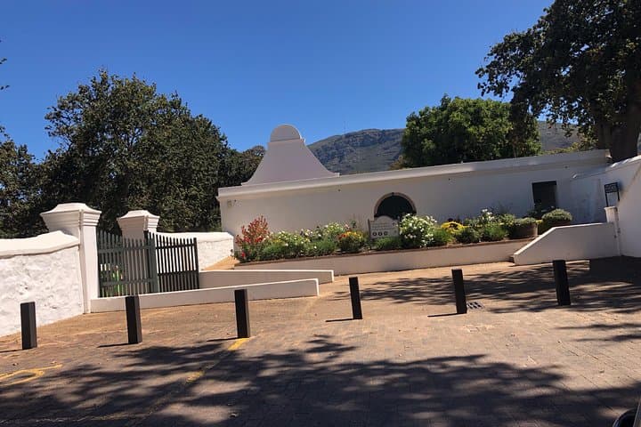 Constantia Wine Valley Private EV Tour: Full-Day Tastings & Historic Estates photo 4