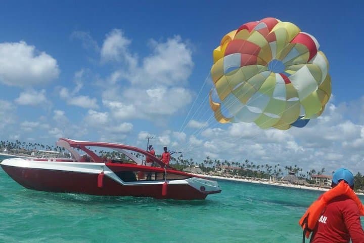Soar Over Bávaro: Parasailing Adventure in Punta Cana photo 2
