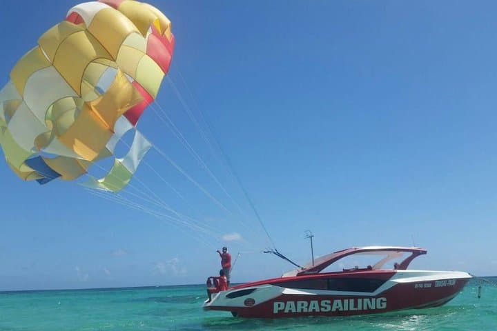 Soar Over Bávaro: Parasailing Adventure in Punta Cana photo 3