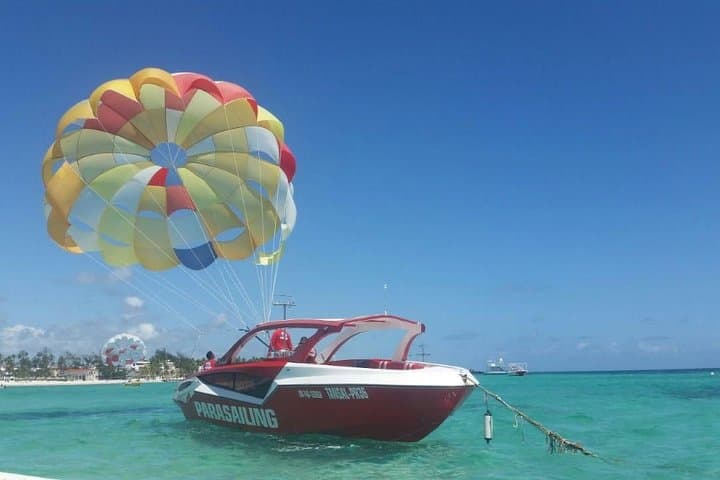 Soar Over Bávaro: Parasailing Adventure in Punta Cana photo 4