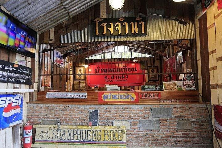 Ratchaburi Day Trip: Khao Ngu, Tham Khao Bin & Bo Khlueng Hot Springs photo 2