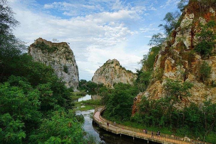 Ratchaburi Day Trip: Khao Ngu, Tham Khao Bin & Bo Khlueng Hot Springs photo 3
