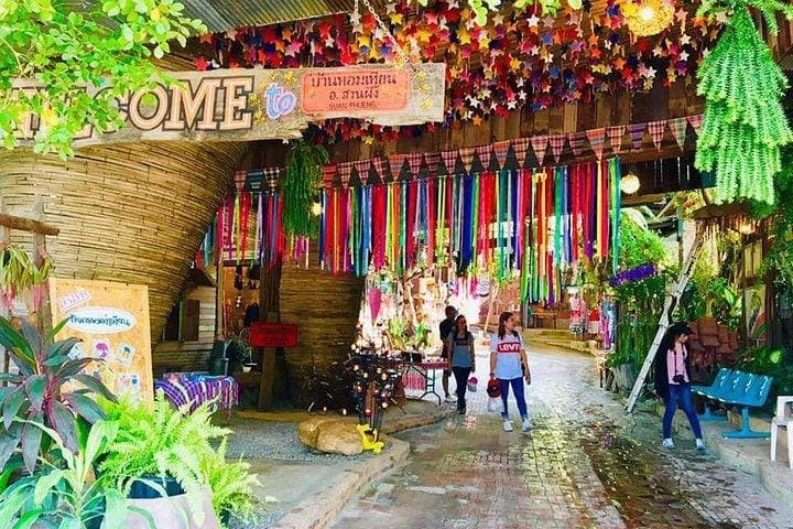Ratchaburi Day Trip: Khao Ngu, Tham Khao Bin & Bo Khlueng Hot Springs photo 4