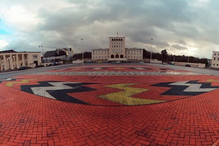 Tirana City Bike Ride: Skanderbeg Square, Bunk'Art 2 & Grand Park in 3–4 Hours photo 2