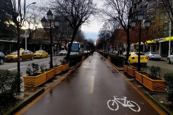Tirana City Bike Ride: Skanderbeg Square, Bunk'Art 2 & Grand Park in 3–4 Hours photo 5