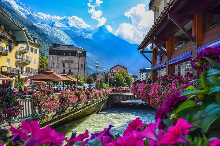 Geneva to Chamonix & Montreux: Private Day Trip to Aiguille du Midi and Château de Chillon photo 1