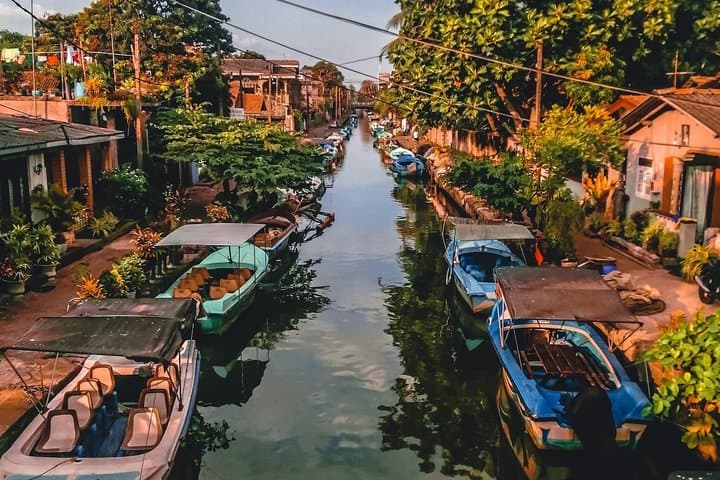 Negombo Day Tour: Fish Markets, Temples & Dutch Fort in a 4-Hour City Ride photo 6