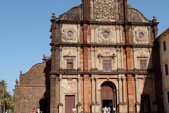 full-day-south-goa-sightseeing-tour-old-goa-spice-plantation-and-beaches