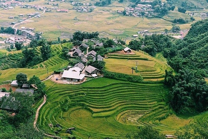 Sapa 2-Day Trek & Homestay: Rice Terraces, Ta Van & Giang Ta Chai