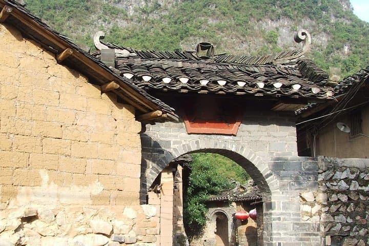 Yangshuo One Day Tour: Xianggong Mountain, Yulong Bamboo Raft & Silver Cave photo 6