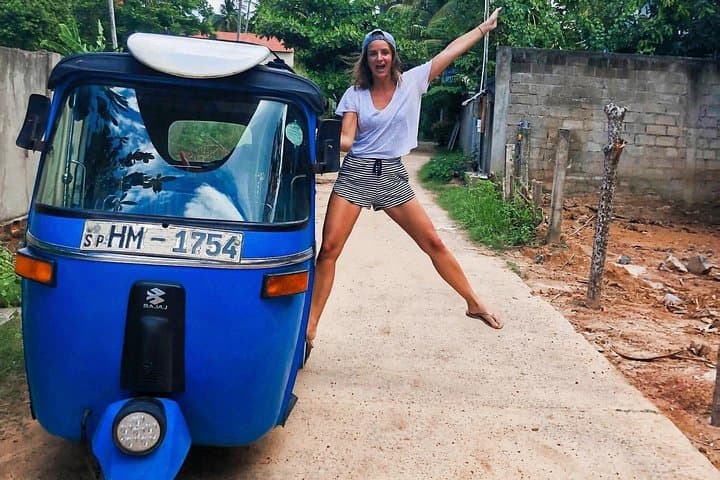 Colombo by Tuk-Tuk: A 3–4 Hour Urban Adventure Through Markets, Temples & Harbour photo 6