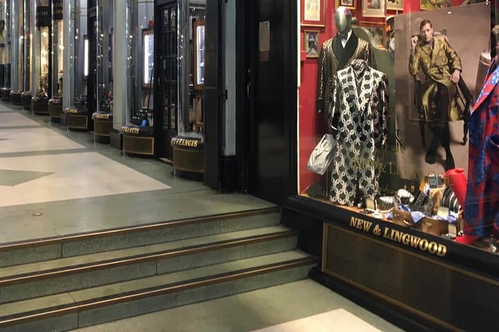 Rich People Behaving Badly: A Scandalous London Walking Tour of Mayfair & Westminster photo 4