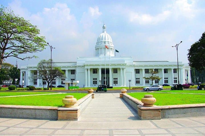 Full-Day Colombo City Tour by Private Car — Colombo Highlights & Cultural Sights photo 4