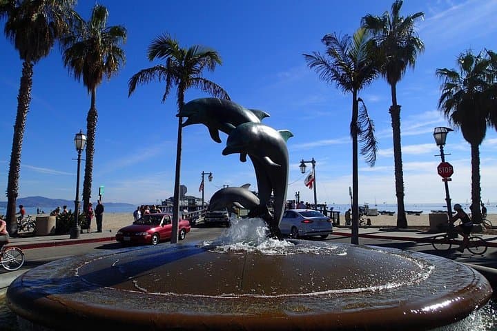 Santa Barbara Scavenger Hunt: 3-Hour Waterfront & Courthouse City Game photo 4