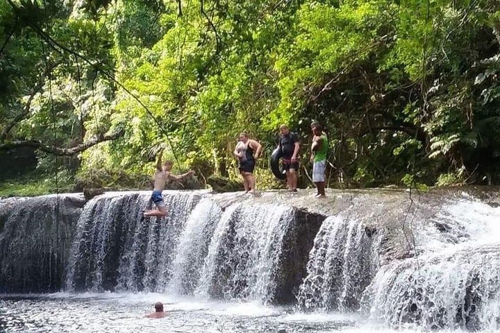 Port Vila Kayaking: Blue Lagoon & Rarru Waterfalls Full-Day Tour photo 3