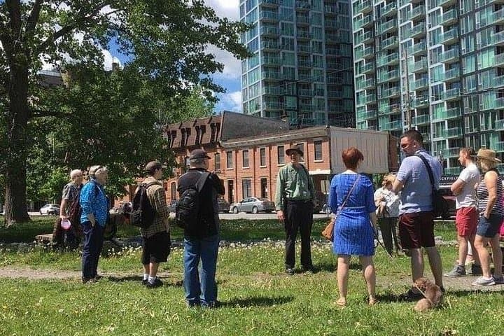 Walking Montreal’s Irish Famine Sites: Black ’47 History Tour photo 2