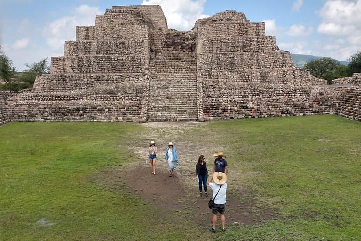 Cañada de la Virgen Archaeological Tour from San Miguel de Allende: Archaeoastronomy & Walk photo 3