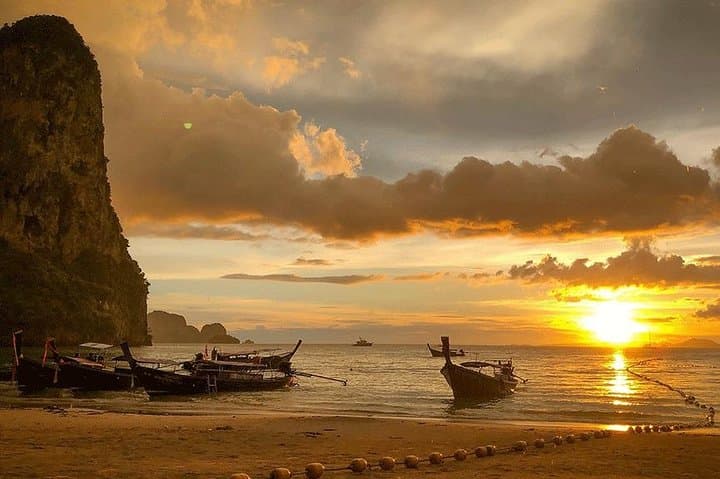 Krabi Hong Islands Snorkeling & Sunset Longtail Boat Tour