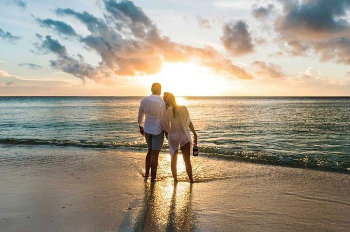 Hong Island Sunset Tour & Bioluminescent Swim with Beach BBQ in Krabi
