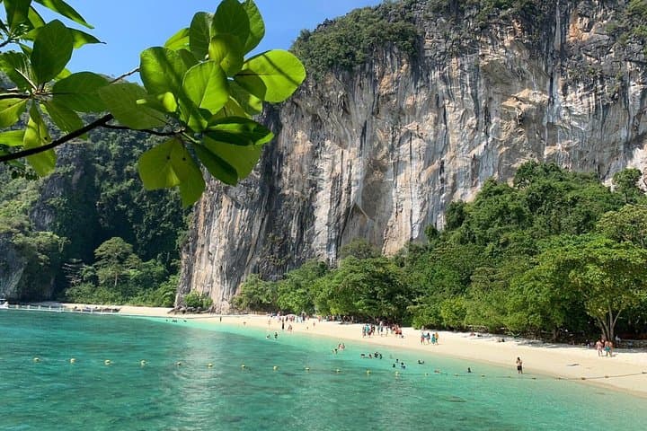 Krabi 7-Island Sunset Speedboat Tour with BBQ Dinner and Snorkeling photo 3