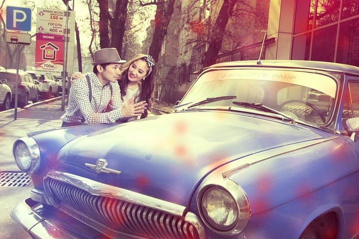 Ride Tbilisi's Soviet Retro Cars: 2-Hour Private Vintage City Tour