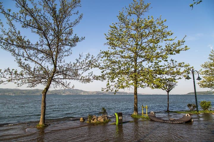Sapanca Lake & Maşukiye Day Trip from Istanbul — Lake Walks, Waterfalls & Kartepe Views photo 2