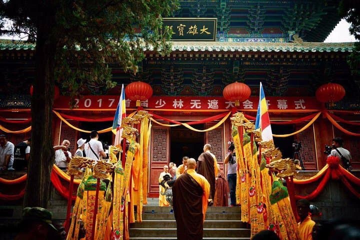 Shaolin Temple Private Day Tour from Chengdu by Air with Kungfu Show photo 4