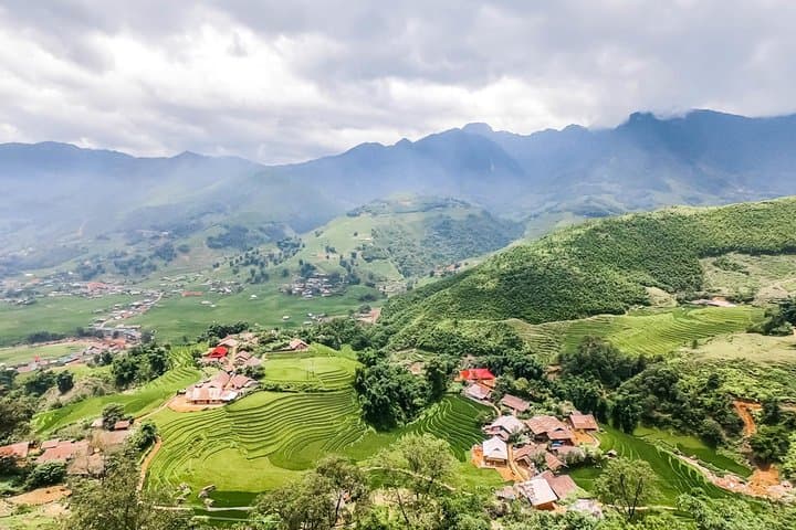Sapa 3-Day Trek: Homestay & Hotel Trekking Through Rice Terraces photo 4