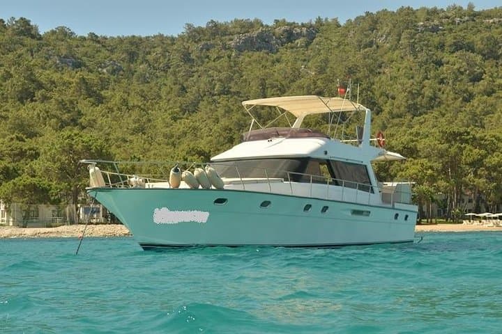 Antalya Luxury Private Boat Tour to Phaselis & Coastal Bays with Lunch