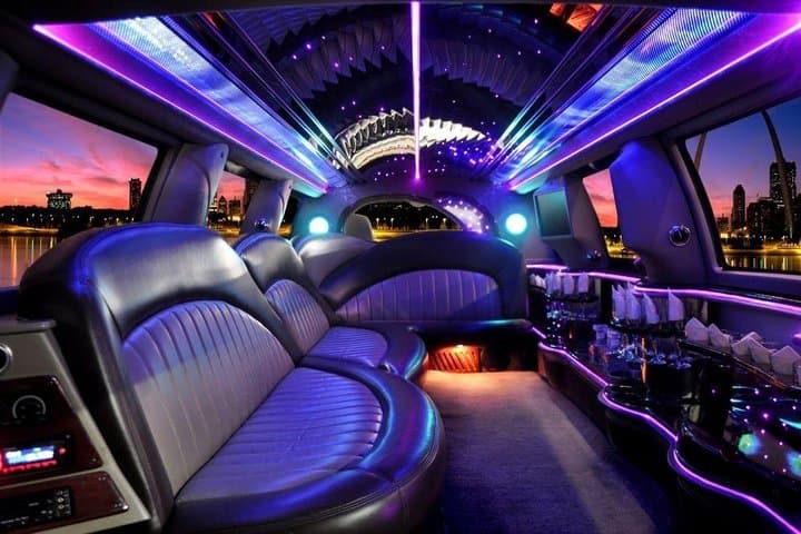 Dubai Luxury Limousine City Tour: 1-Hour Private Chauffeured Highlights photo 3