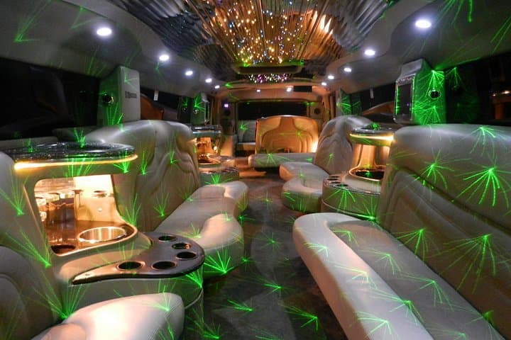 Dubai Luxury Limousine City Tour: 1-Hour Private Chauffeured Highlights photo 4