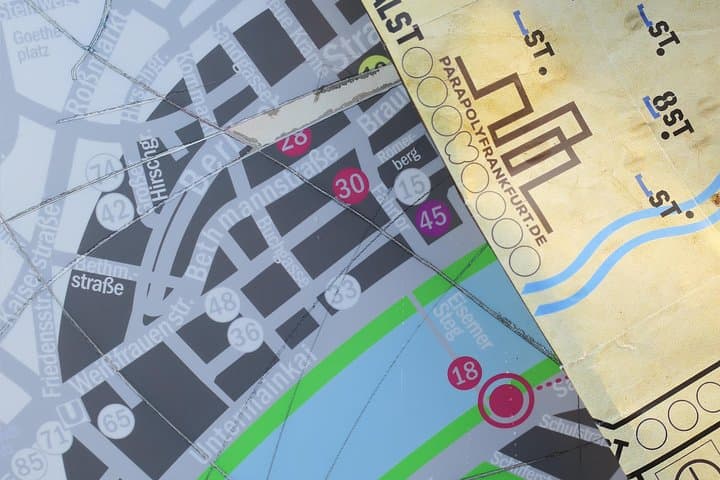 Frankfurt ParaPoly Urban Adventure Game: Interactive City Scavenger Hunt photo 6