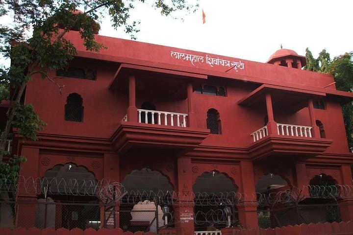 Full-Day Pune Private Car Tour: Shaniwar Wada, Lal Mahal & Aga Khan Palace