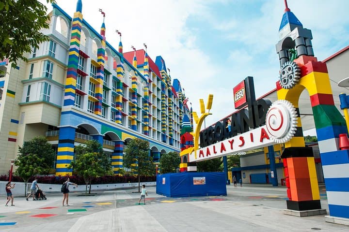 Kuala Lumpur to LEGOLAND Malaysia: 2-Day Night Stay & Return Shuttle