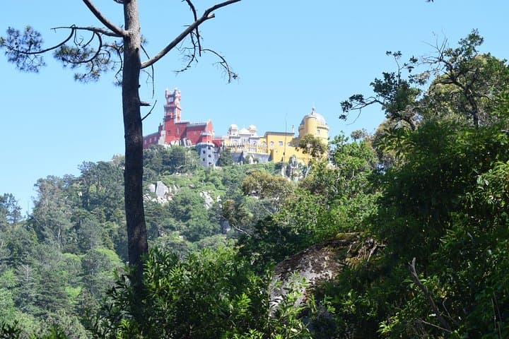 Sintra to Cascais: Full-Day Coastal Palaces & Villages Tour from Sintra