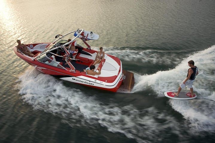 Sand Hollow 3‑Hour MasterCraft Boat Charter: Wake, Surf, and Explore the Reservoir photo 4