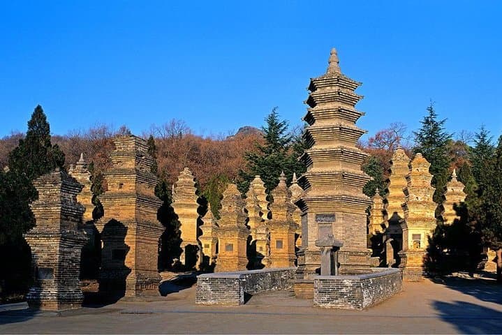 Shaolin Temple Private Day Tour from Chengdu by Air with Kungfu Show photo 5