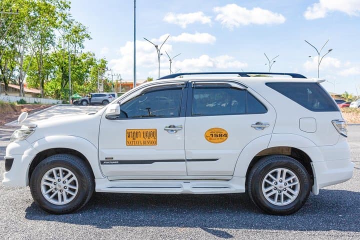 Phuket 6-Hour Private Taxi City Tour — Flexible Car with Local Driver