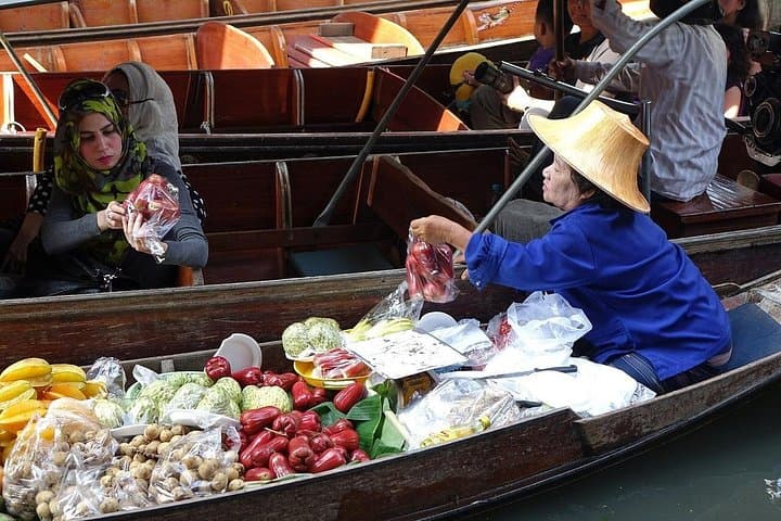 Bangkok Day Tour: Damnoen Saduak Floating Market & Erawan Waterfall photo 4