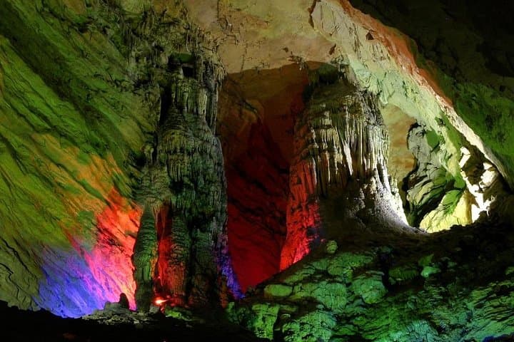 Three-Day Zhangjiajie Highlights: Bailong Elevator, Tianmen & Glass Bridge