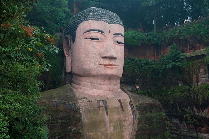 Explore the Leshan Giant Buddha: Private Day Tour from Chengdu photo 2