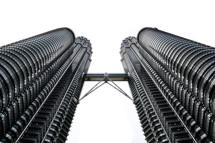 Full-Day Putrajaya, Batu Caves & Kuala Lumpur City Tour — Petronas, Mosques & Monuments