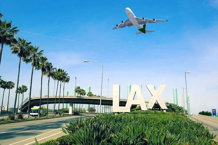 Private Car Transfer from Los Angeles to Anaheim Resort: Fast, Door-to-Door Service photo 5