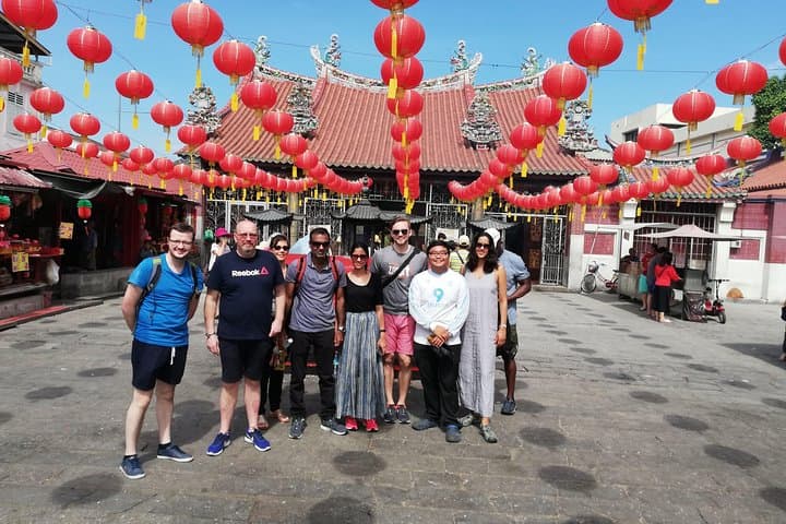 Custom Penang Full-Day Private Tour — Penang Hill, Kek Lok Si & Hawker Food