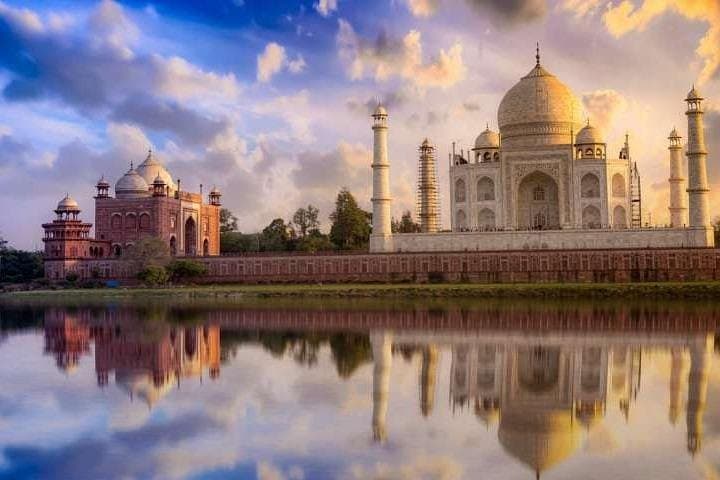 Sunrise Taj Mahal and Agra Fort Private Tour from Delhi photo 4