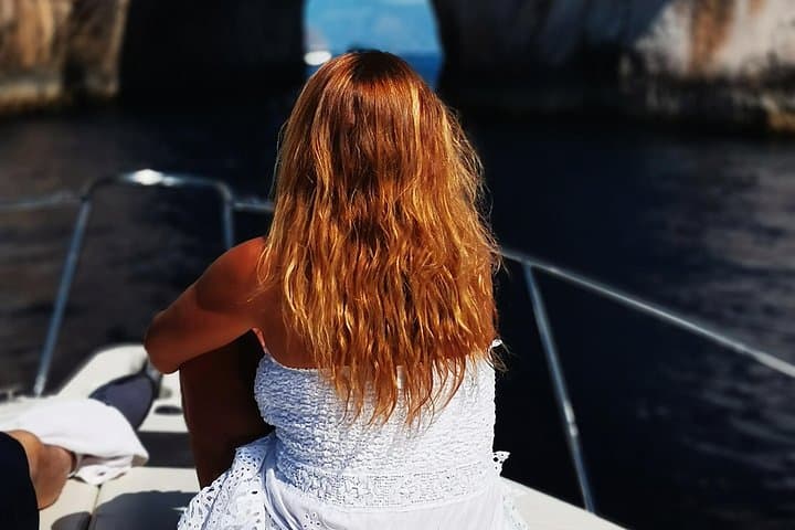 Private Full-Day Capri Boat Tour: Grottos, Faraglioni & Snorkeling photo 3