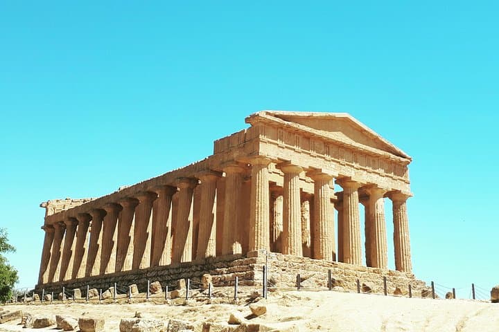 Siracusa to Valley of the Temples: Full-Day Private Tour to Agrigento & Scala dei Turchi photo 2